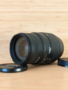 Sigma 70-300mm f/4-5.6 DG Macro Telephoto Zoom Lens for Sony A Mount